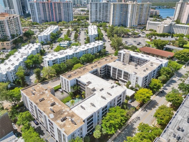 Building Photo - 201 178th Dr