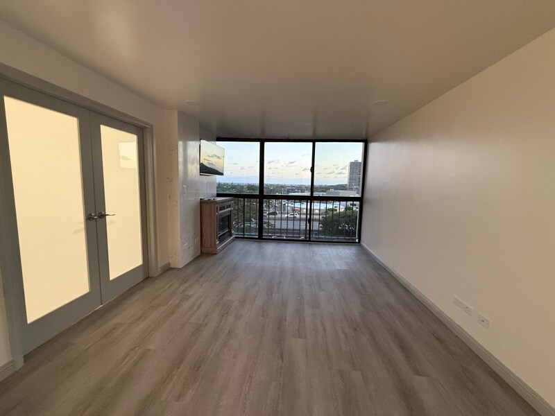 Building Photo - 4300 Waialae Ave