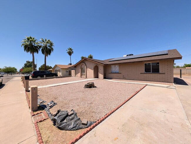 Building Photo - 3848 W North Ln