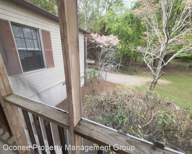 Building Photo - 3 br, 2 bath House - 169 S. Spring Road SE