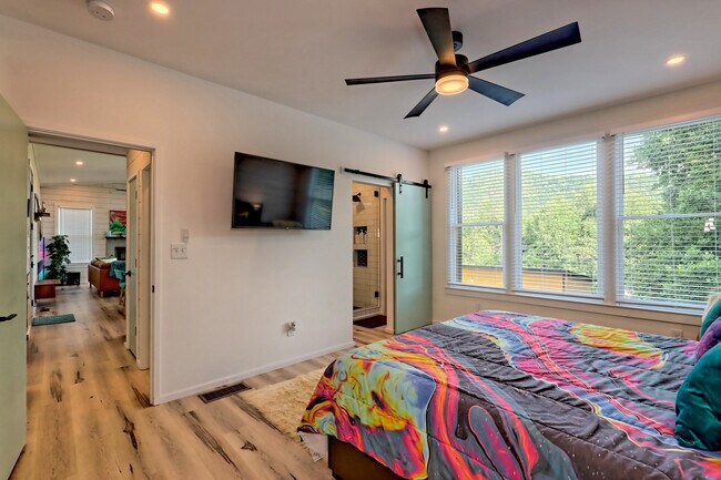 Building Photo - 122 Cannon St