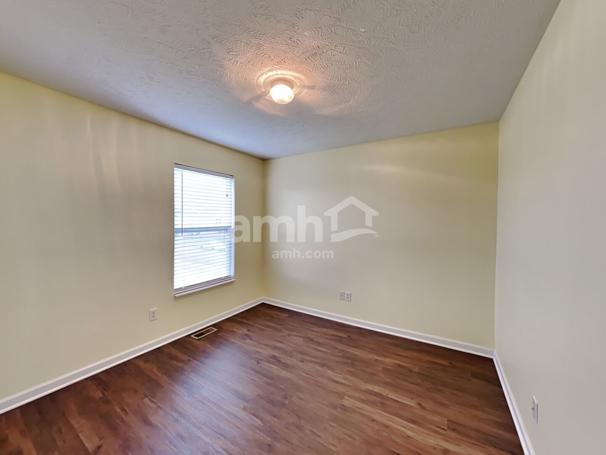 Building Photo - 4179 Longfellow Dr