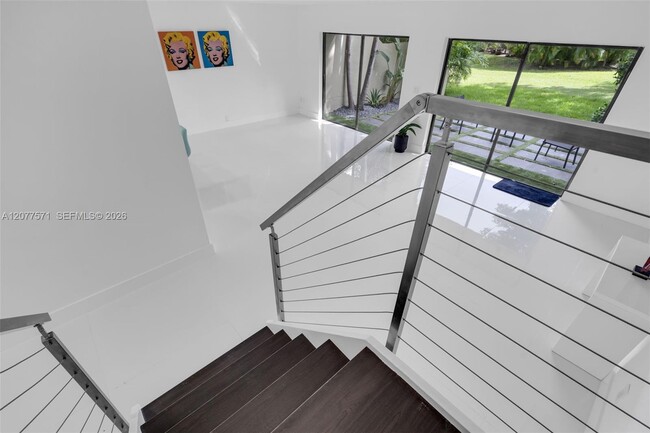 Building Photo - 3843 Alcantara Ave