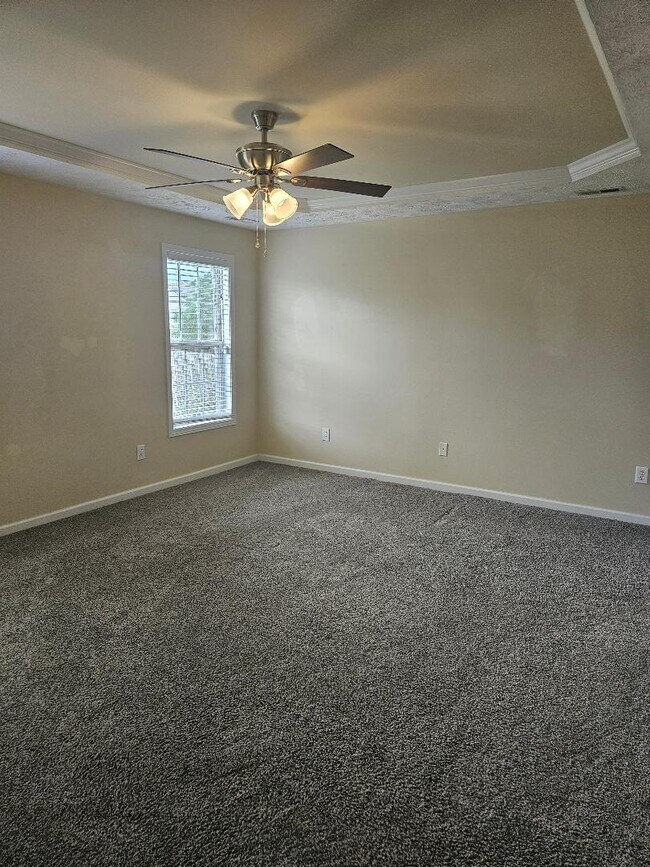 Building Photo - 3027 Tettenbury Dr