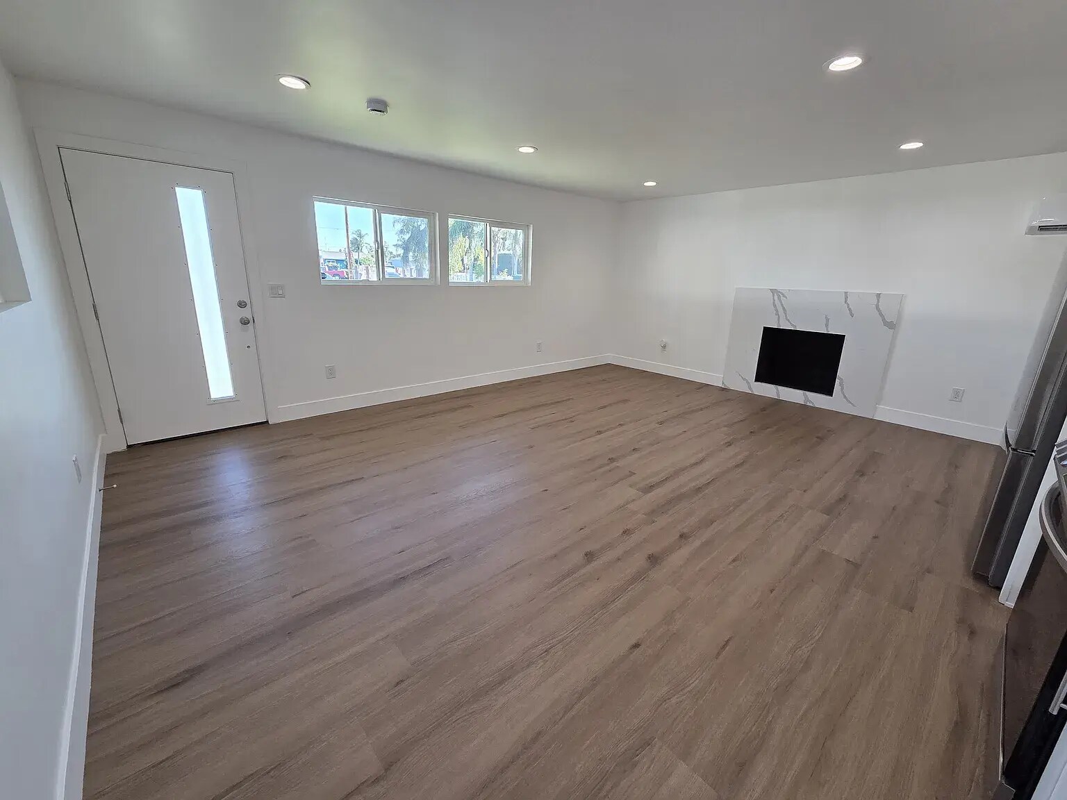 Building Photo - 1117 Meeker Ave