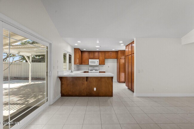 Building Photo - 248 Cedar Heights Dr