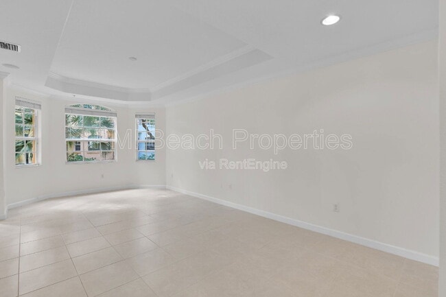 Building Photo - 2441 San Pietro Cir