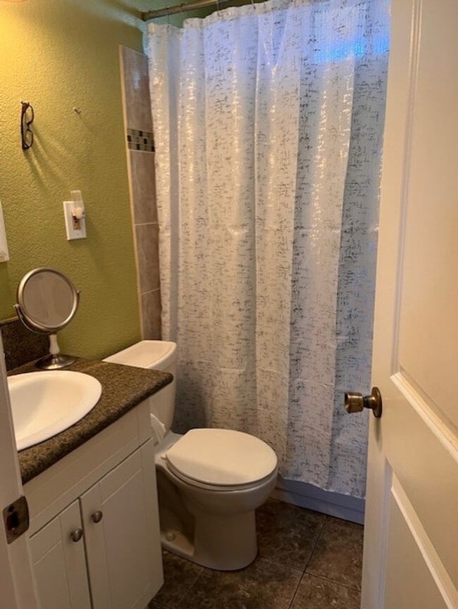Building Photo - Furnished Home for Rent – North Highlands, CA