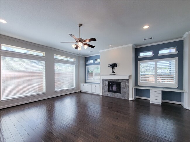 Building Photo - 935 W Lacey Garden Loop