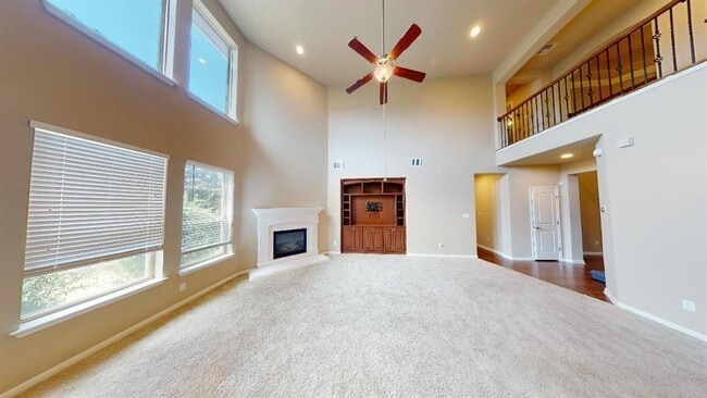 Building Photo - 5705 Lipan Apache Bend