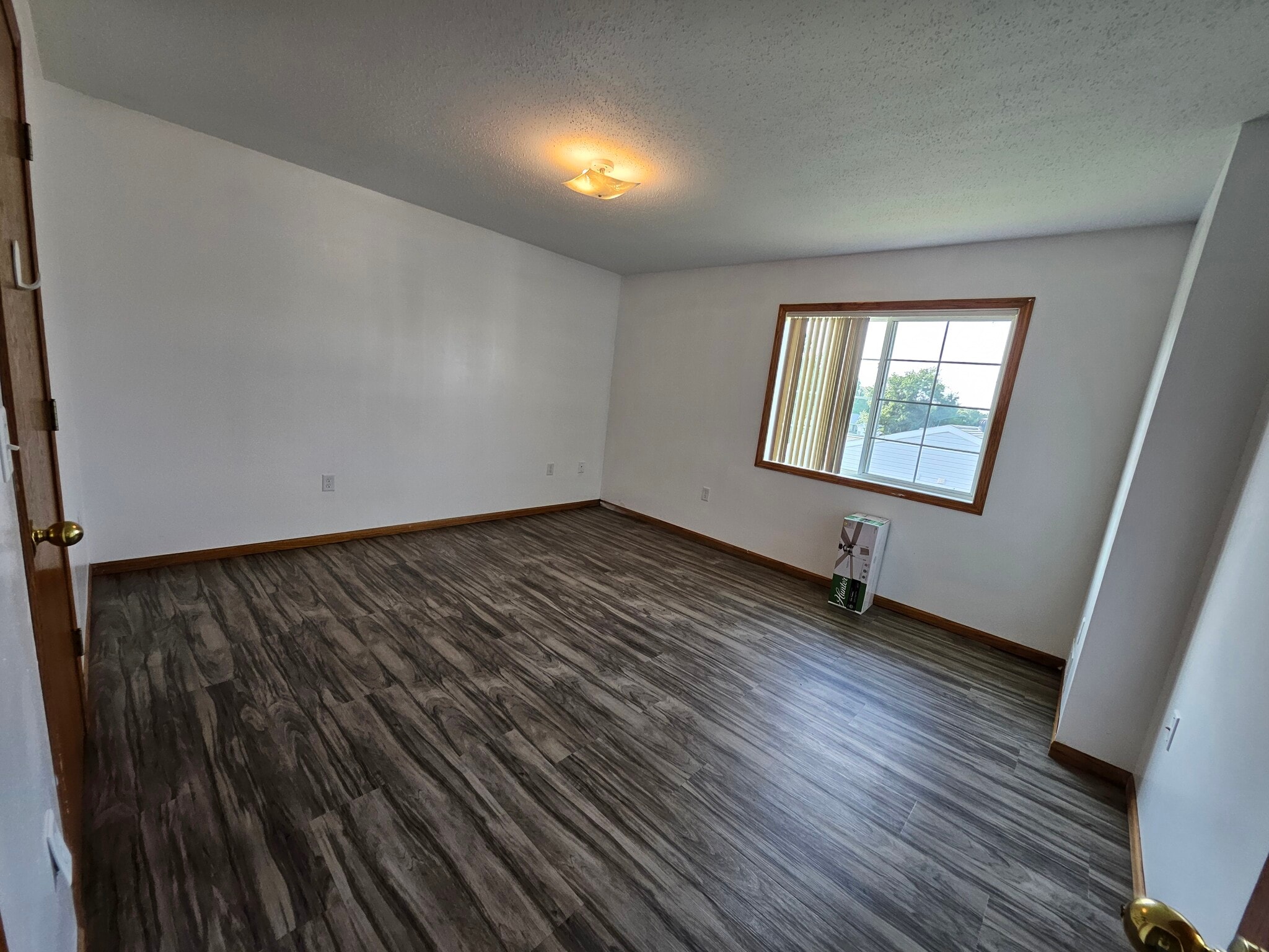 Building Photo - 5670 Gables Dr
