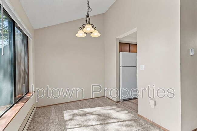 Building Photo - 250 Cervantes Cir