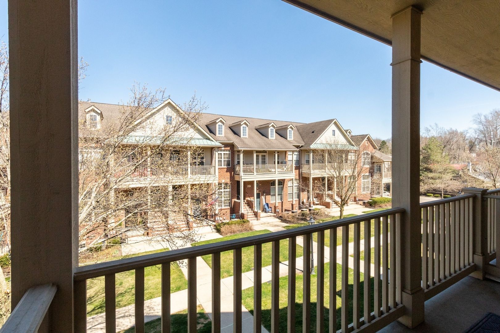 Building Photo - 422 Old Pine Way