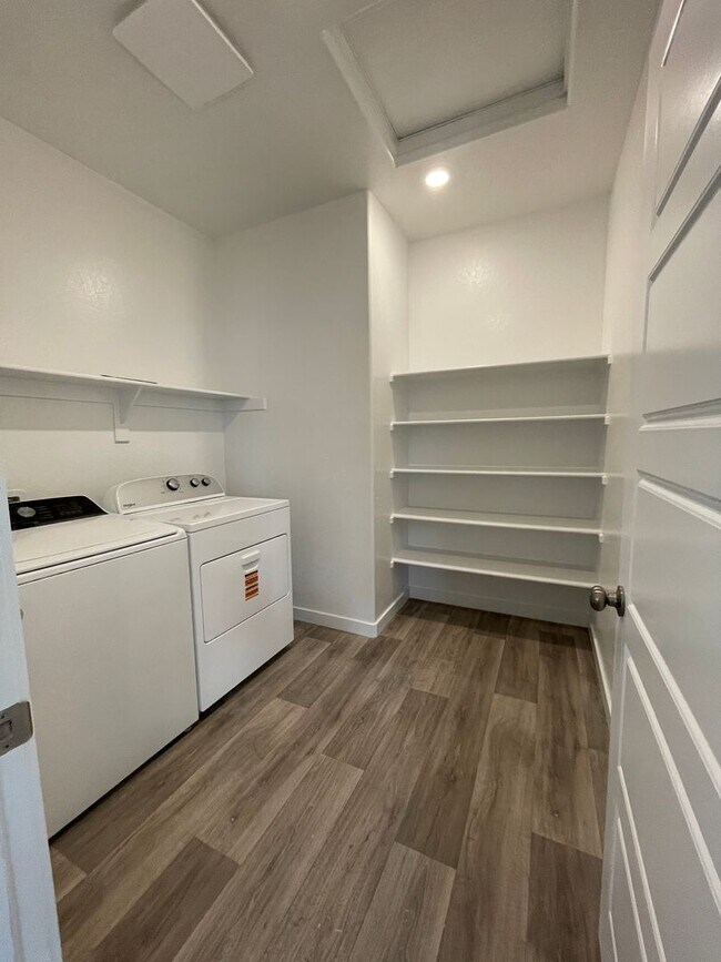 Building Photo - Stunning 3-Bed, 2-Bath Lennar Home in Fresno – Your Dream Home Awaits!