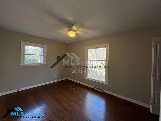 Building Photo - 1720 Euclid Rd