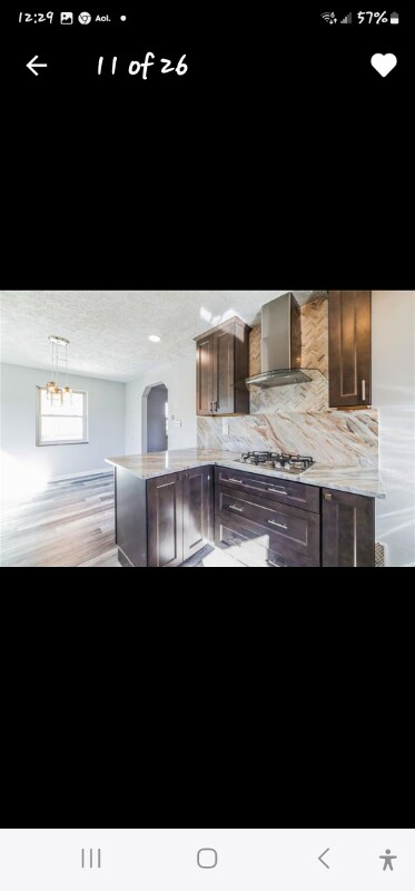 Building Photo - 728 Mayville Ave