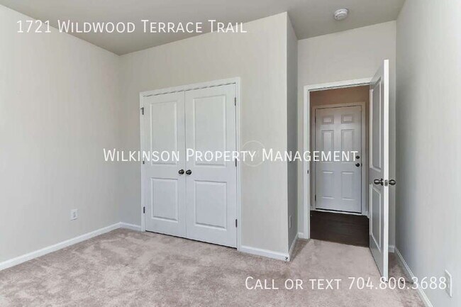 Building Photo - 1721 Wildwood Terrace Trl