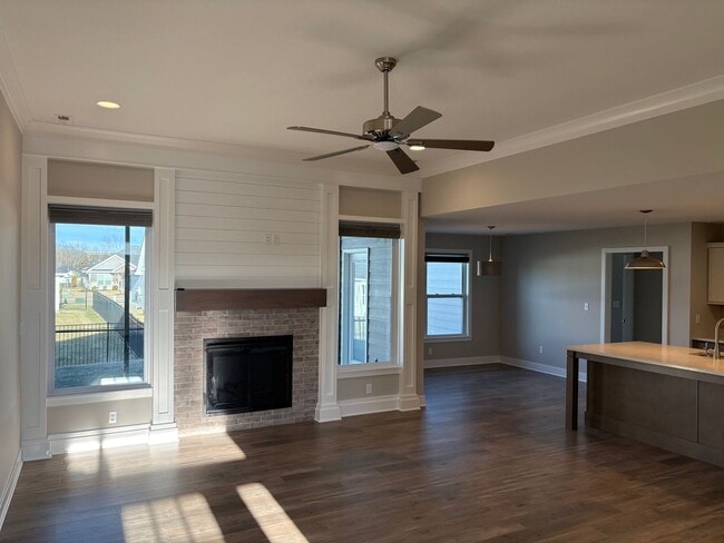 Building Photo - 3 Bedroom Single Family Home - Available for Rent!