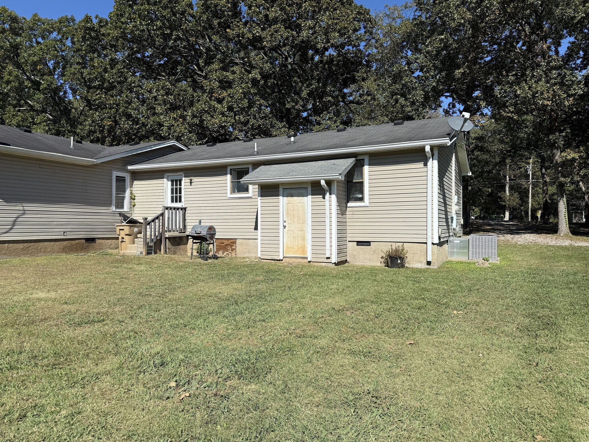 Building Photo - 836 Miller Estates Rd