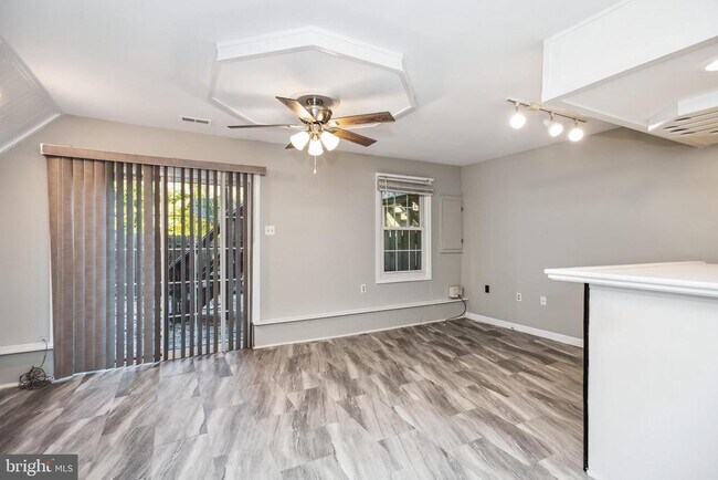 Building Photo - 207 Westminster Ln