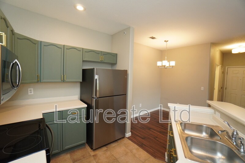 Building Photo - 7474 S Alkire St