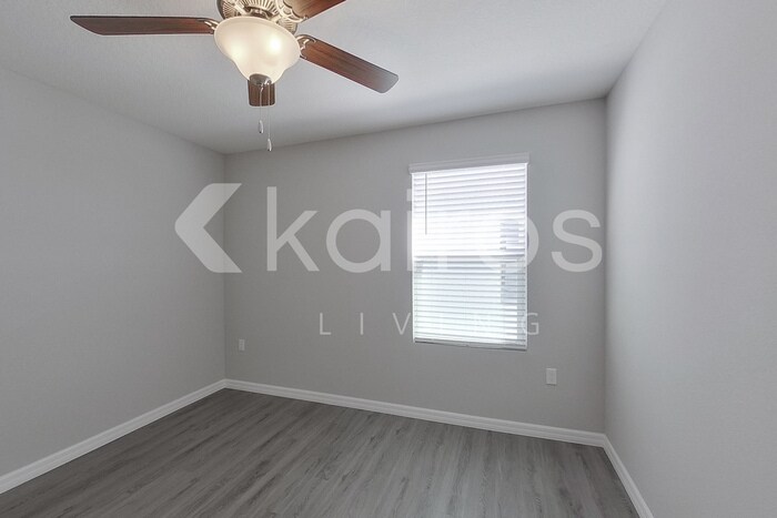 Building Photo - 8604 SW 44th Ct