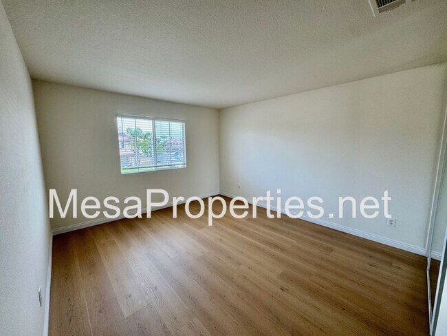 Building Photo - 6695 Goldy St