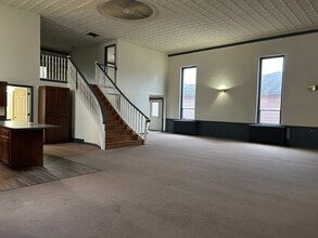 Building Photo - 624 Chestnut St