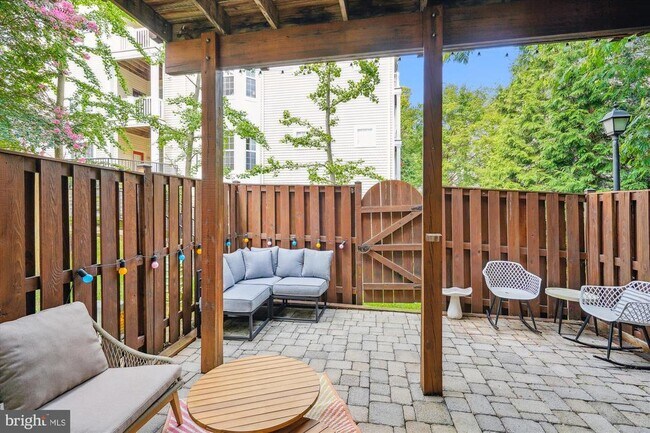 Building Photo - 5310 Chieftain Cir