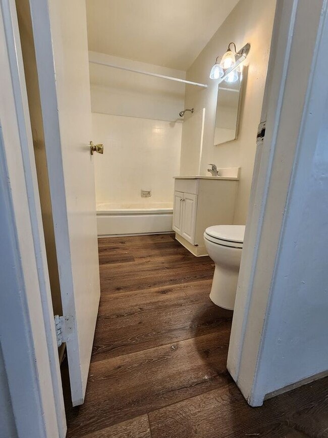 Building Photo - 1 Month FREE!! Gated Community - Spacious 2 bdrm unit in La Mesa