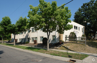 Building Photo - 3001 N 3rd St