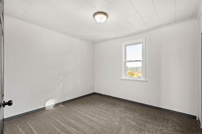Building Photo - Stunning 3 bedroom home in Bon Air available September 1!