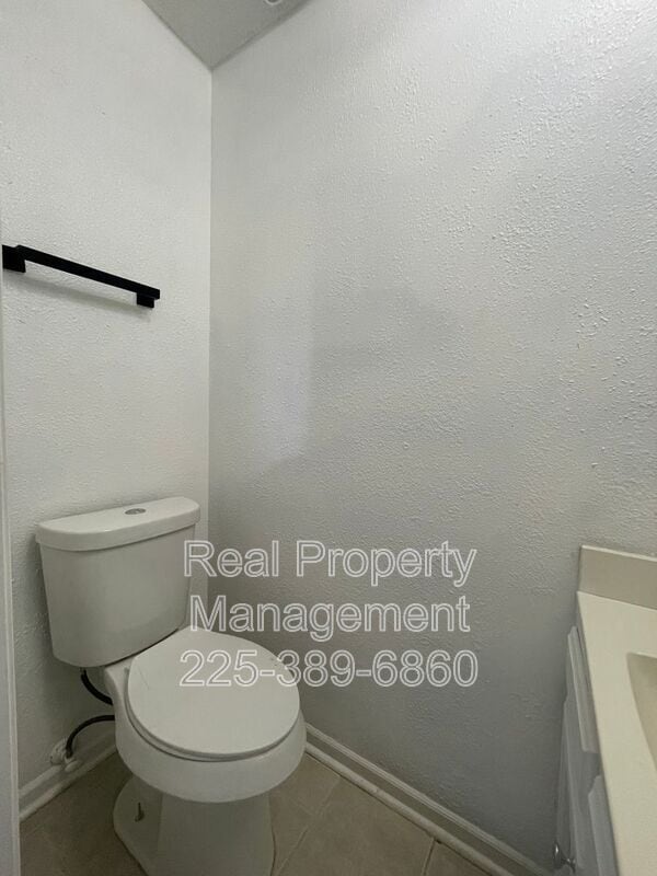 Building Photo - 1511 Cristy Dr