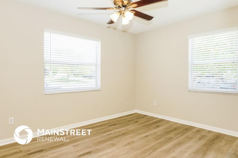 Building Photo - 2225 W Dana Dr