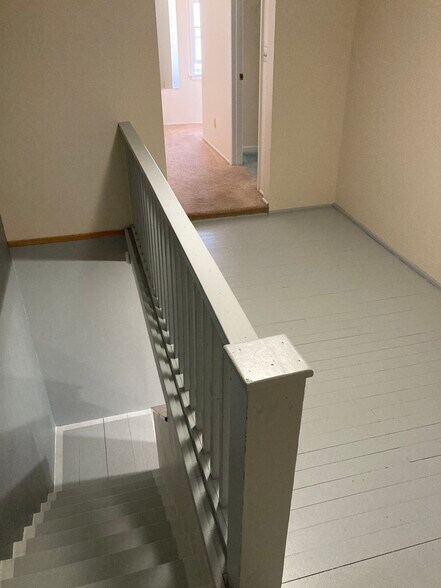 Building Photo - 221 S James St