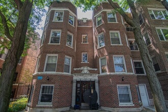 Building Photo - 7648 N Greenview Ave