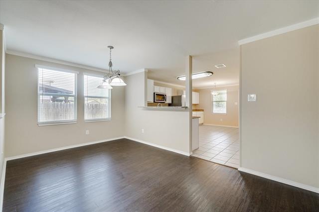 Building Photo - 1825 Lariat Dr