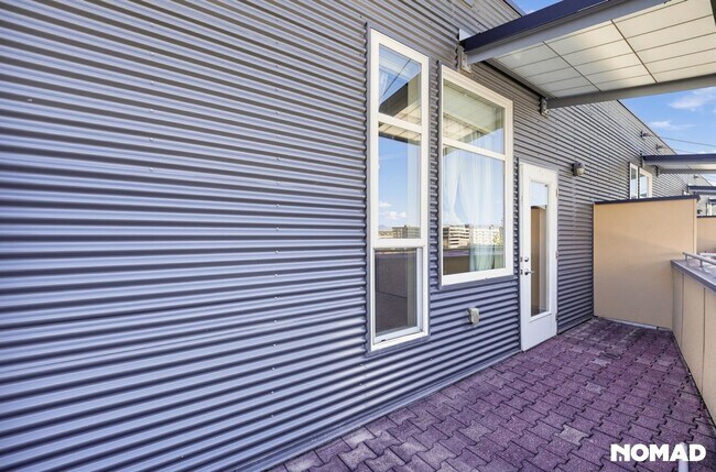 Building Photo - 3101 Blake St