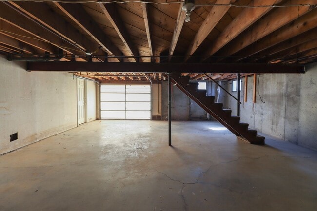 Building Photo - 306 MO-124