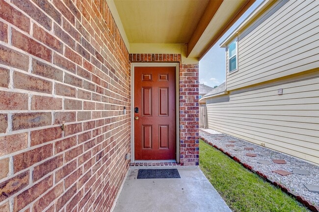 Building Photo - 21219 Fox Hillside Way