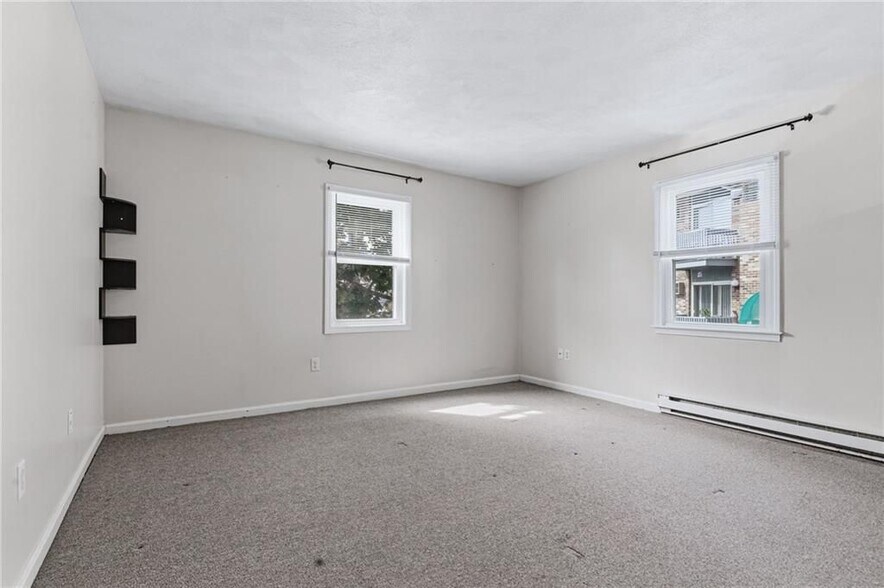 Building Photo - 200 Manville Hill Rd