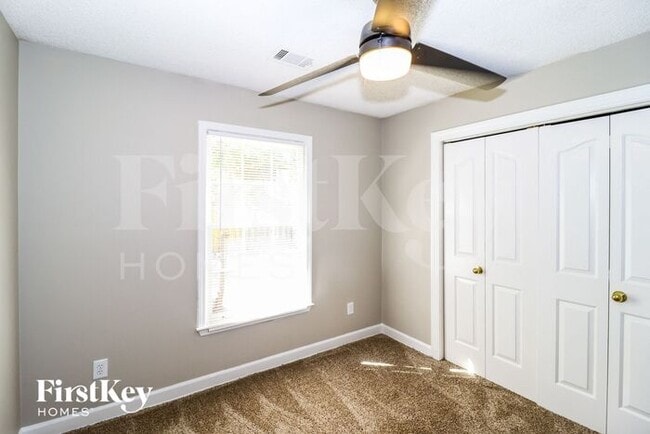 Building Photo - 1555 Wood Farms Dr