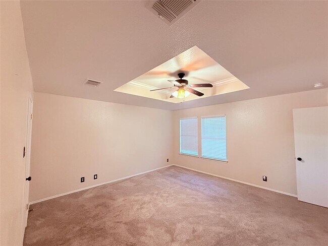 Building Photo - 102 Brentwood Dr