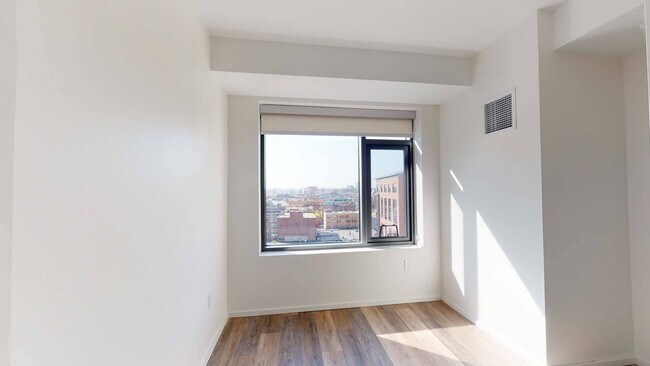 Building Photo - 345 Harrison Ave