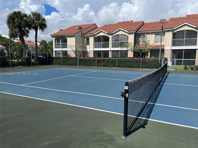 Building Photo - 815 Boynton Beach Blvd