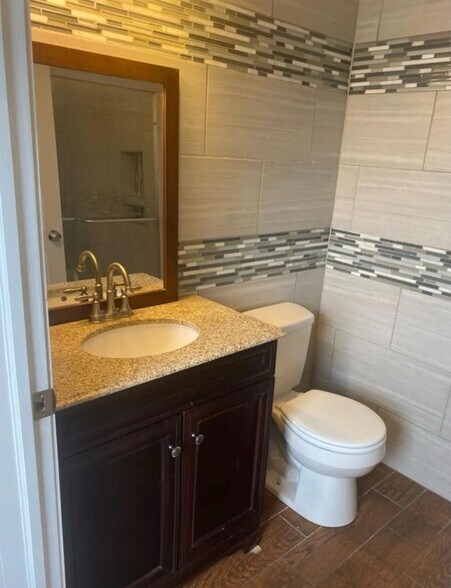 Building Photo - 77 Lovering Ave