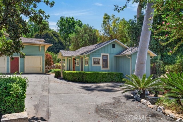 Building Photo - 6190 Hawarden Dr