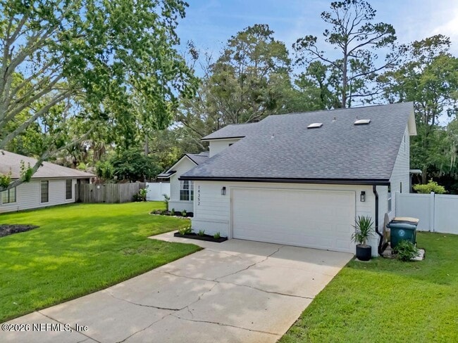 Building Photo - 14352 Crystal Cove Dr S