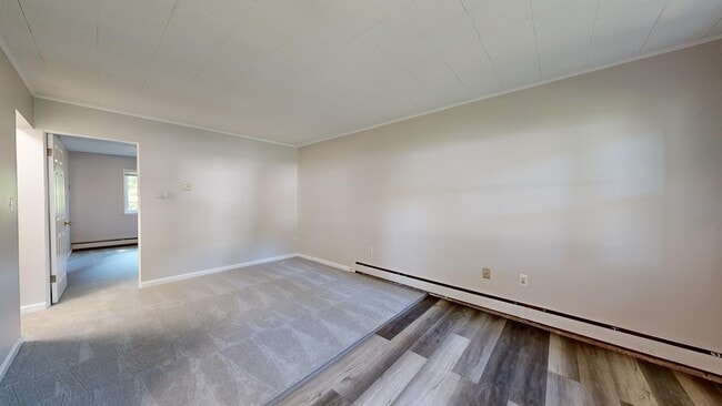 Building Photo - 124 Allen Dr