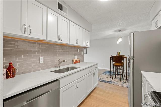 Building Photo - 7375 E Quincy Ave